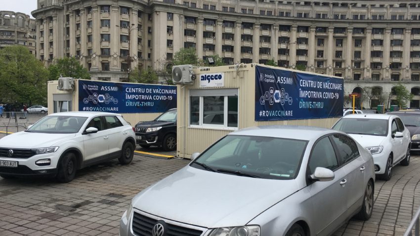 Maraton de vaccinare în centre ale MApN