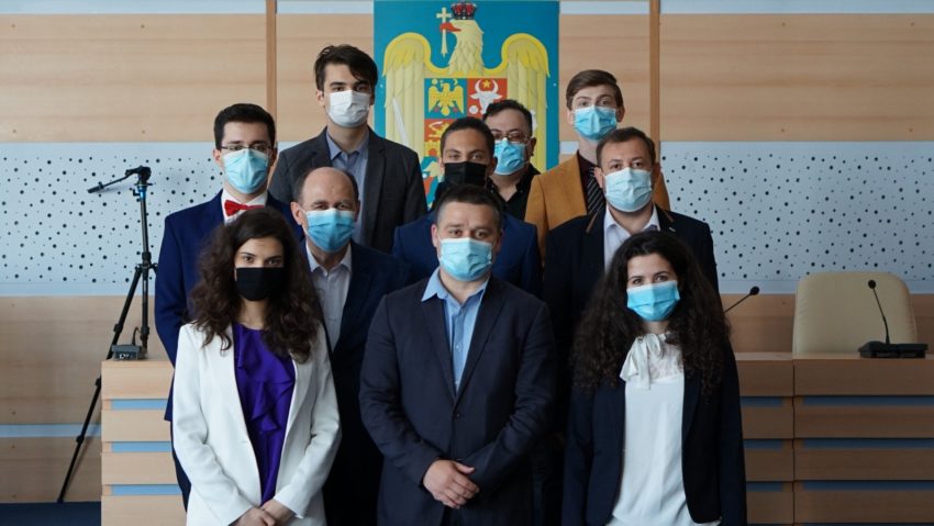 Tinerii astronomi și astrofizicieni români, în vizită la Primăria Sectorului 6