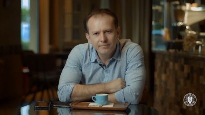 VIDEO: “Împreună învingem pandemia! Ce conține vaccinul?”