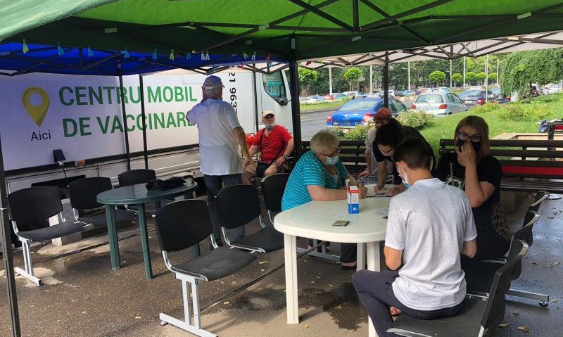 Caravana de vaccinare ajunge la Piața Veteranilor!