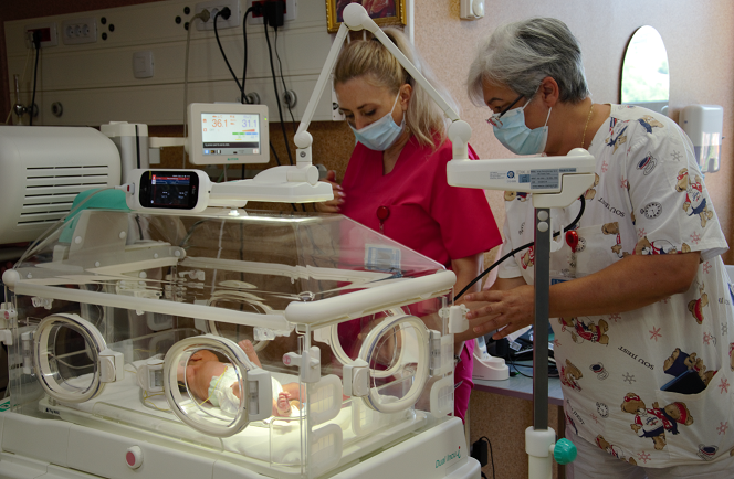 Salvați Copiii donează Maternității din Deva aparatură medicală complexă!