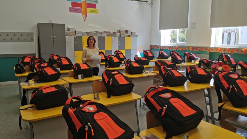 București FM şi Compania de Librării Bucureşti a pregătit o surpriză pentru o clasă de școlari!