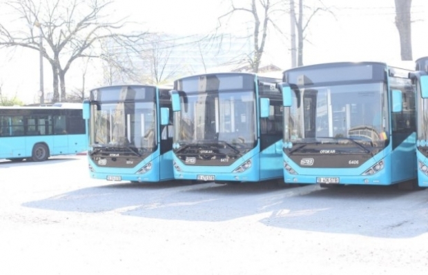 Linia expres 780 şi-a reluat traseul între Aeroportul Otopeni şi Gara Basarab