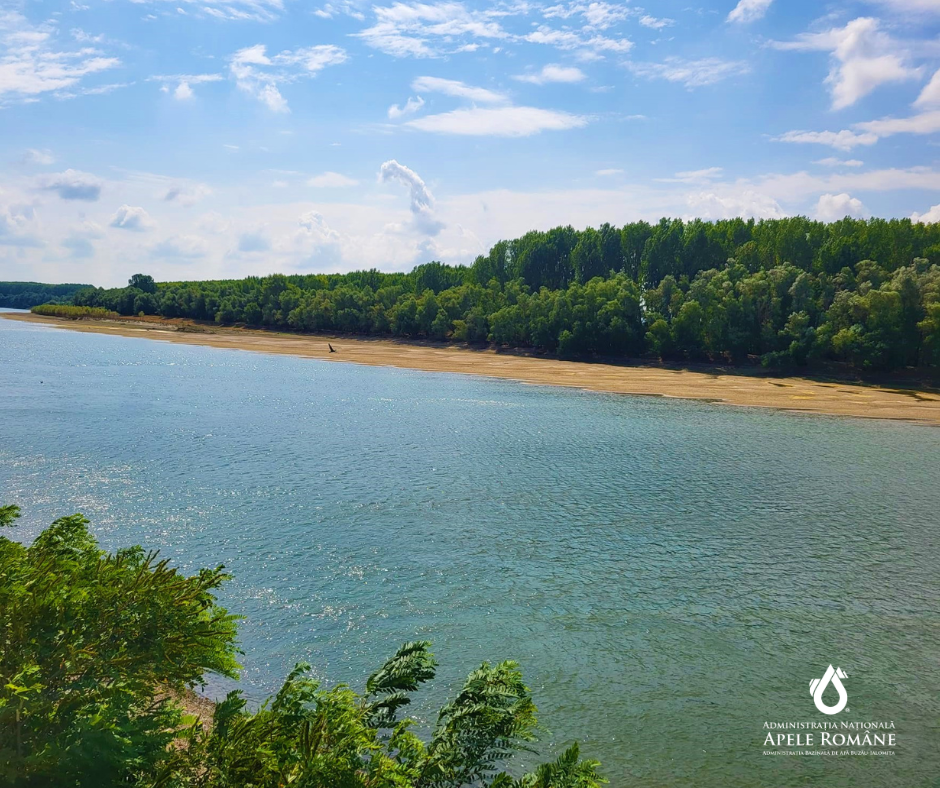 Ministerul Mediului: Vârful de debit pe Dunăre se va înregistra, probabil, către sfârşitul lunii; autorităţile sunt în alertă