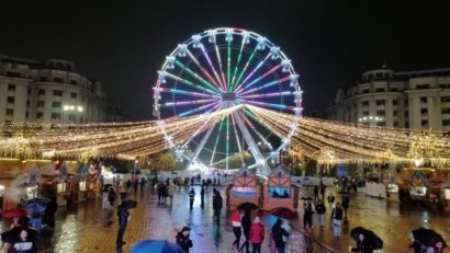 Concerte anulate la Târgul de Crăciun din București, din cauza ploii