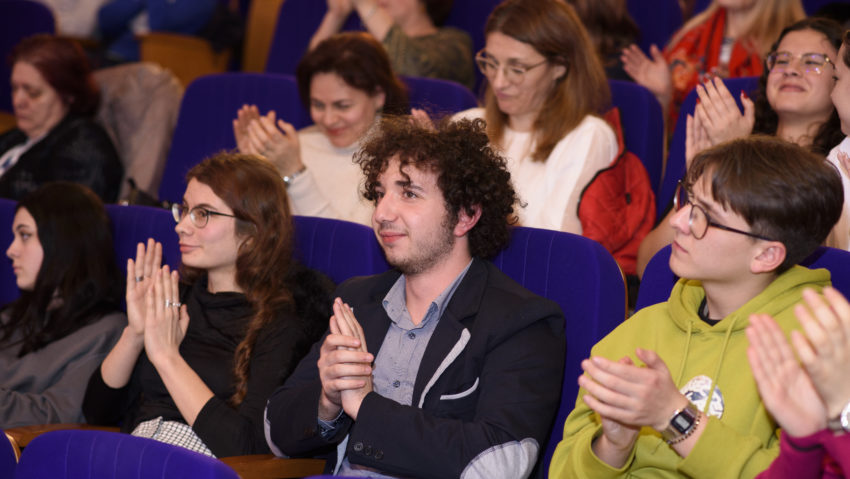 Coaliția între autorități, comunități locale, ONG-uri, instituții internaționale și mediul de afaceri poate contribui la reducerea intensității abandonului școlar!