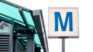 Circulație îngreunată la metrou pe Magistrala M3, după o urgență medicală într-un tren aflat în stația Preciziei