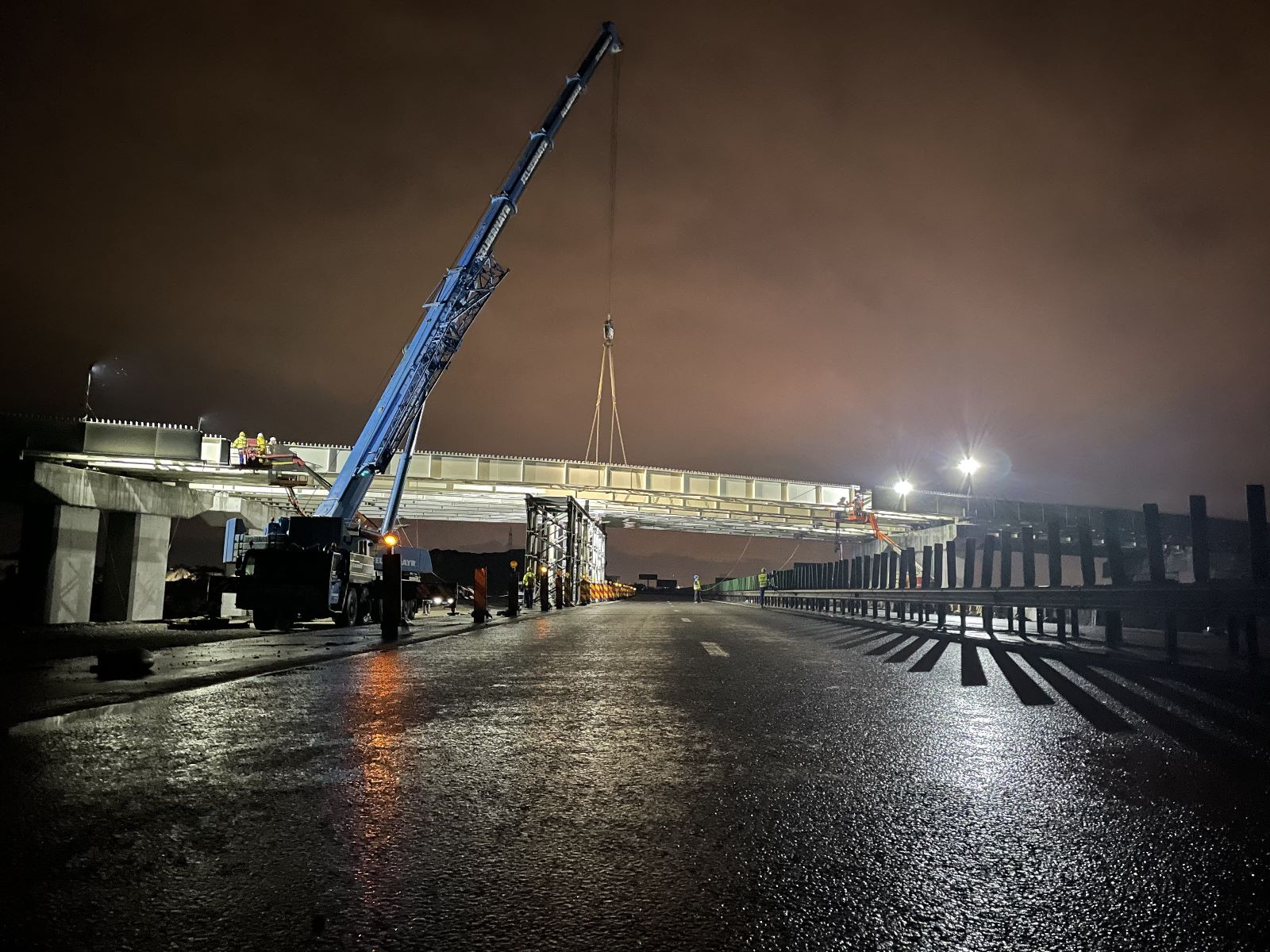 Se închide circulația pe aproximativ 4 kilometri din A2, sensul Constanța – București, pentru două nopți