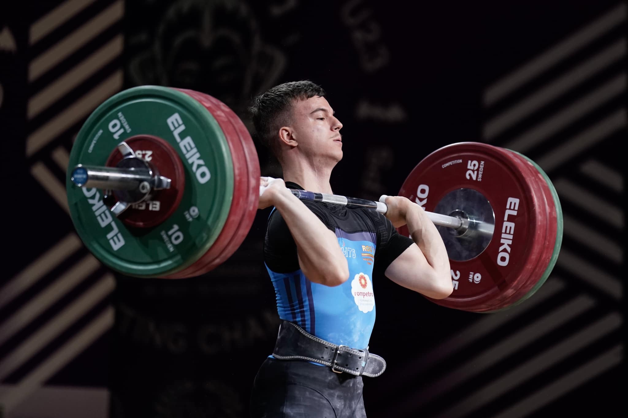 Haltere: Românii au cucerit 20 medalii în prima zi a Campionatelor Balcanice din Albania