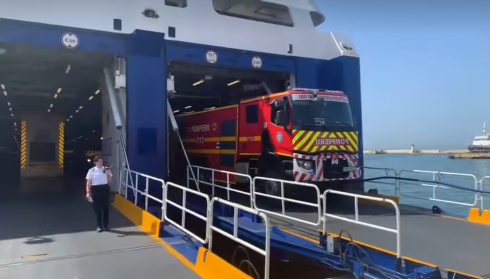 Grecia: Aproape 20.000 de persoane de pe insula Rodos, evacuate din cauza unui incendiu forestier masiv