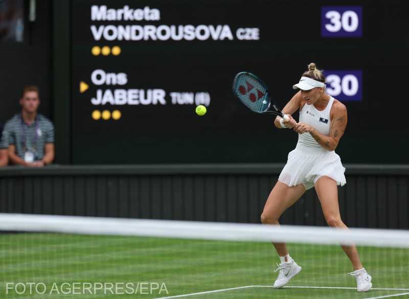 Marketa Vondrousova a câștigat turneul de la Wimbledon