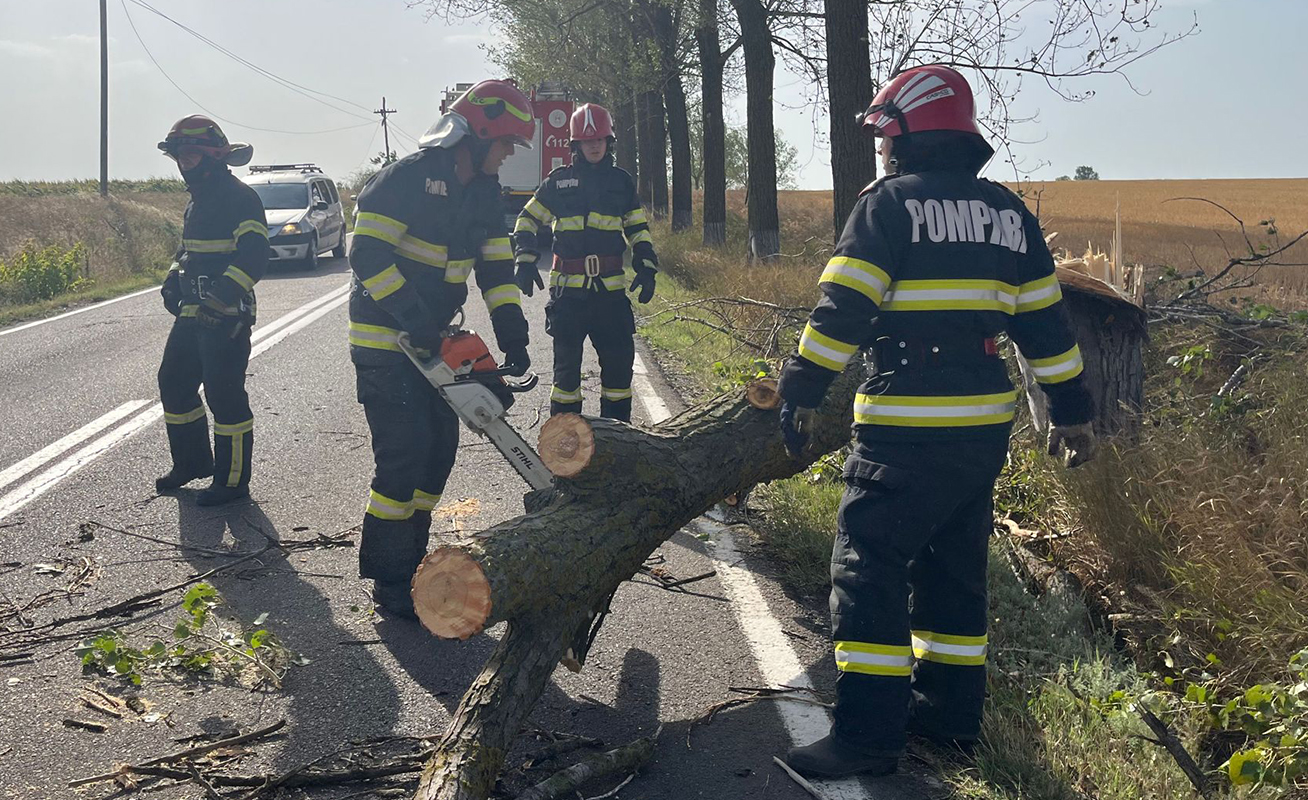 Vremea rea a creat probleme în țară!