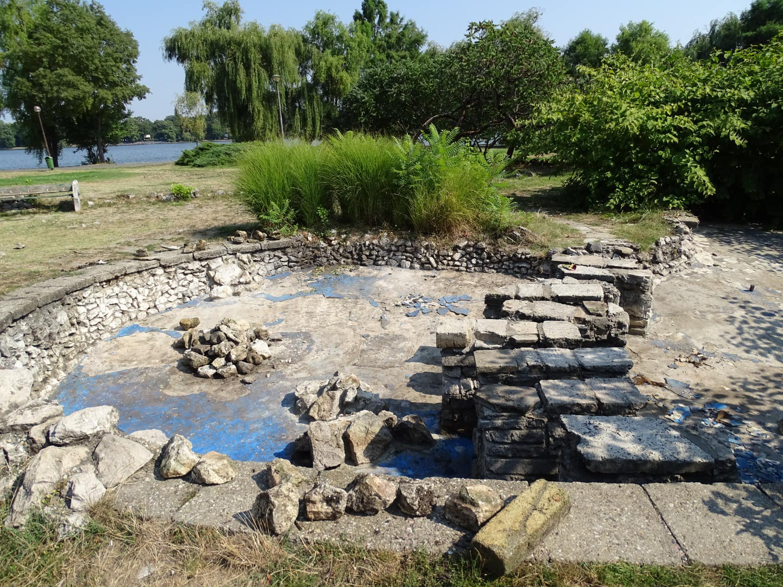 Fântânile din două parcuri bucureştene vor fi refăcute!