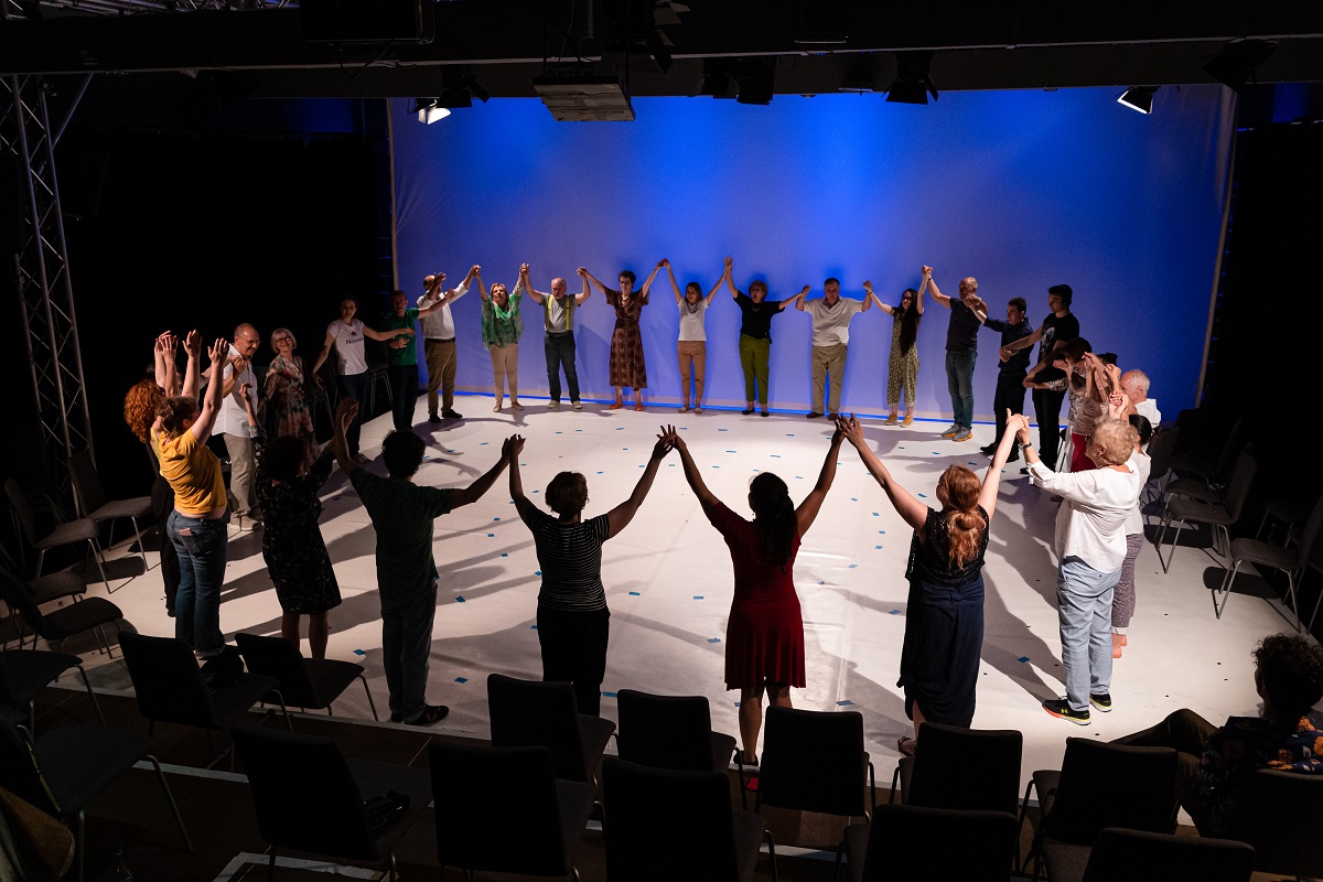 Dans-terapie – experiența ParkinsOn Dance