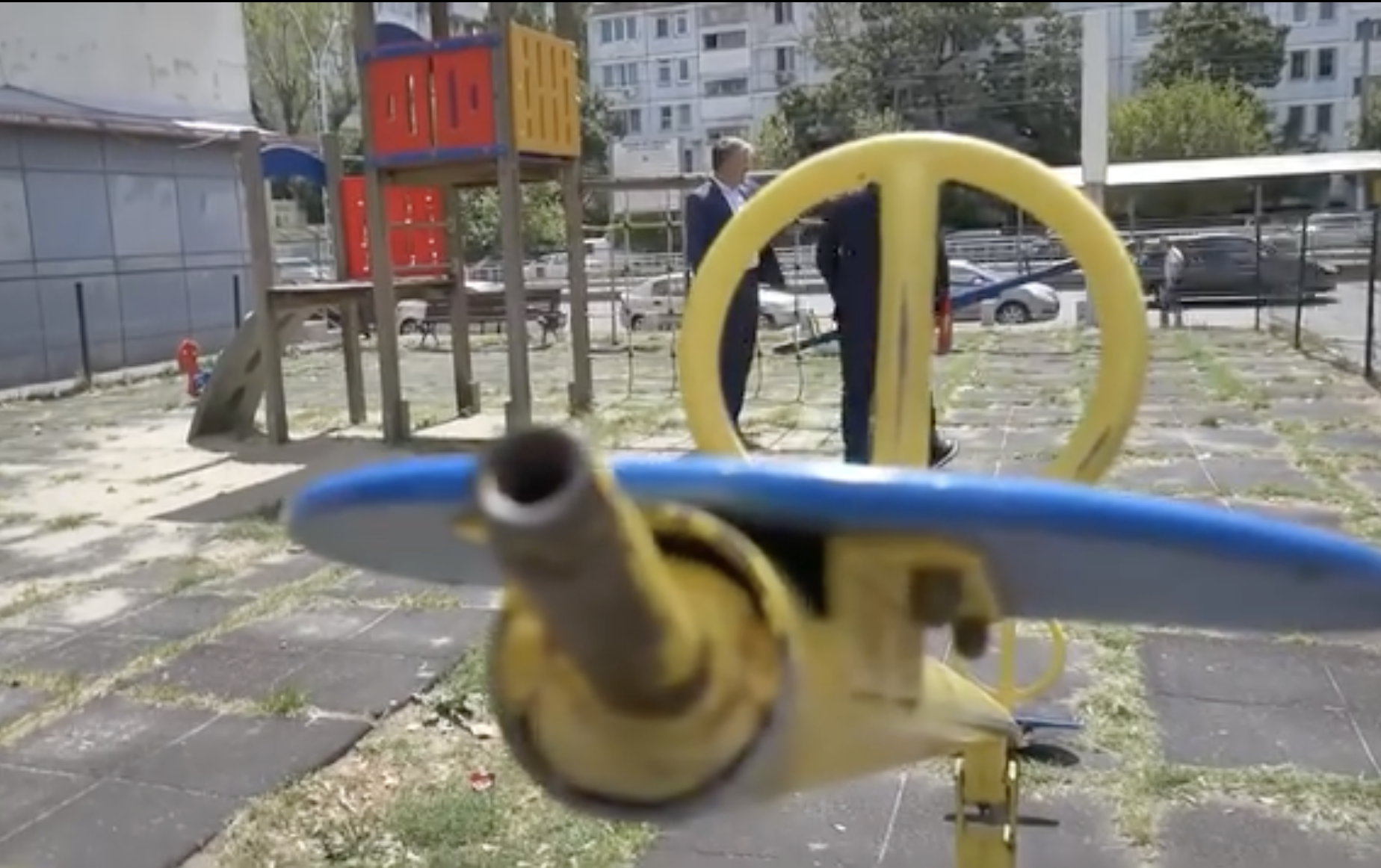 Aproape 80 de locuri de joacă nesigure din Sectorul 1, închise de ANPC