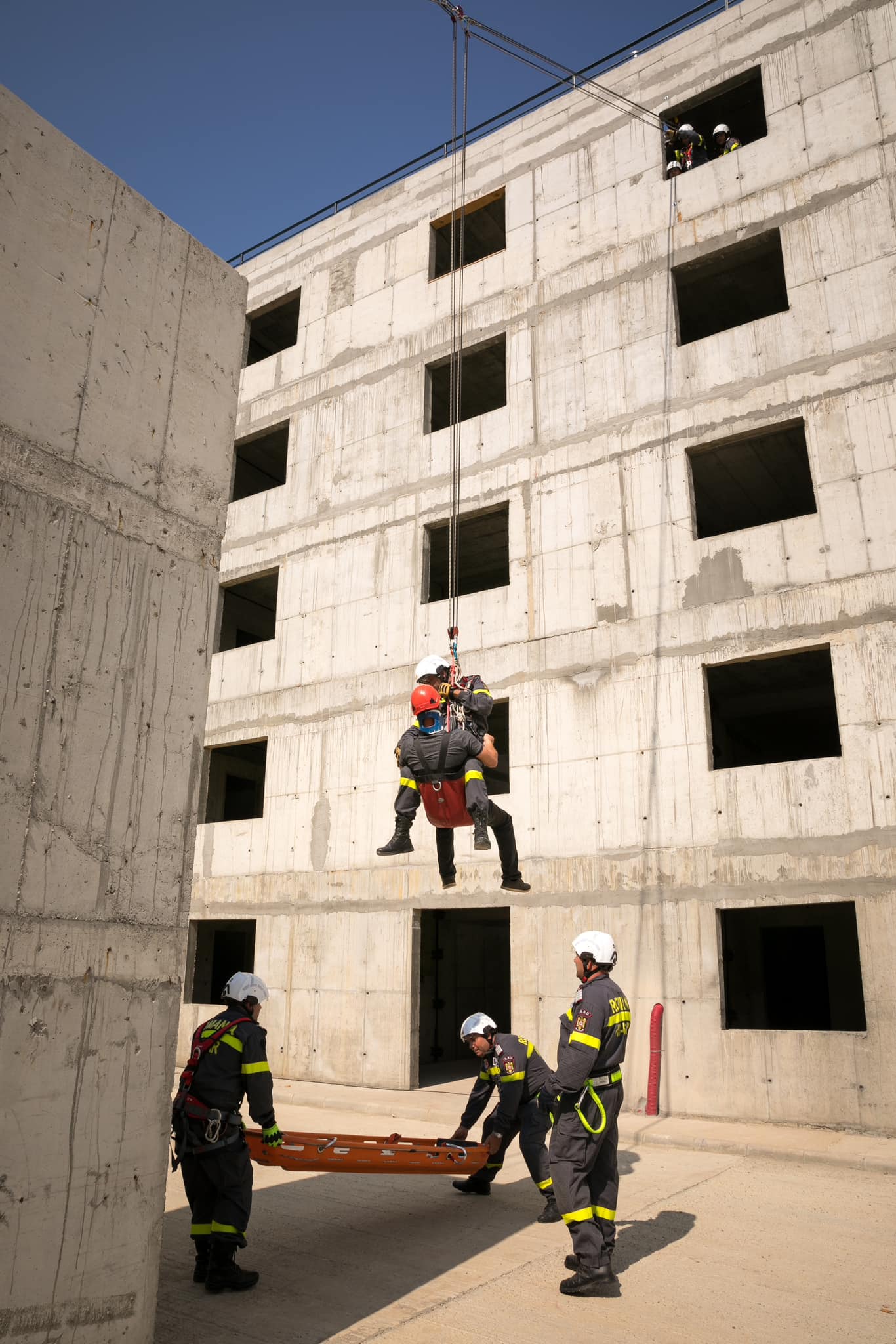 Poligon nou, la Ciolpani, pentru misiuni de căutare-salvare a persoanelor în medii ostile