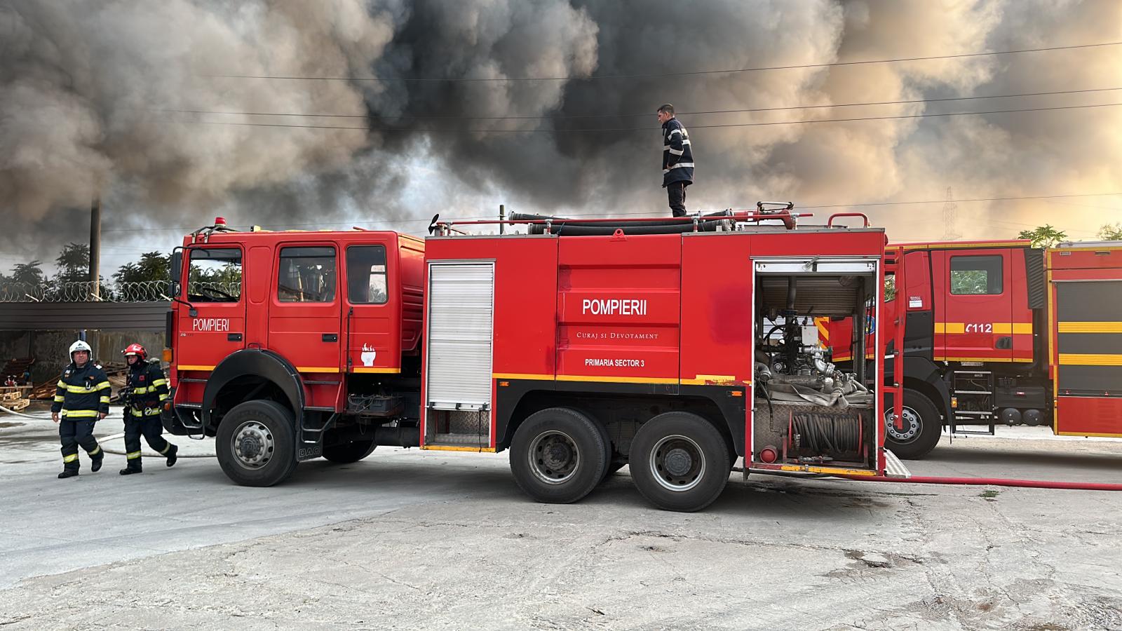Incendiu in localitatea Glina
