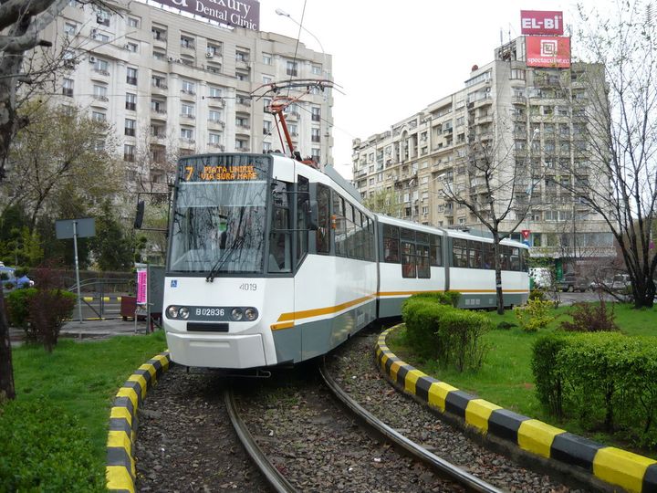 Circulaţia tramvaielor pe mai multe linii este întreruptă, din cauza unei defecţiuni