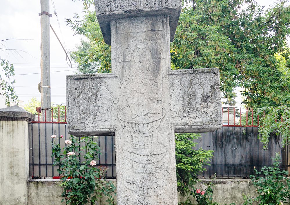 Ateliere dedicate crucilor de piatră din Capitală