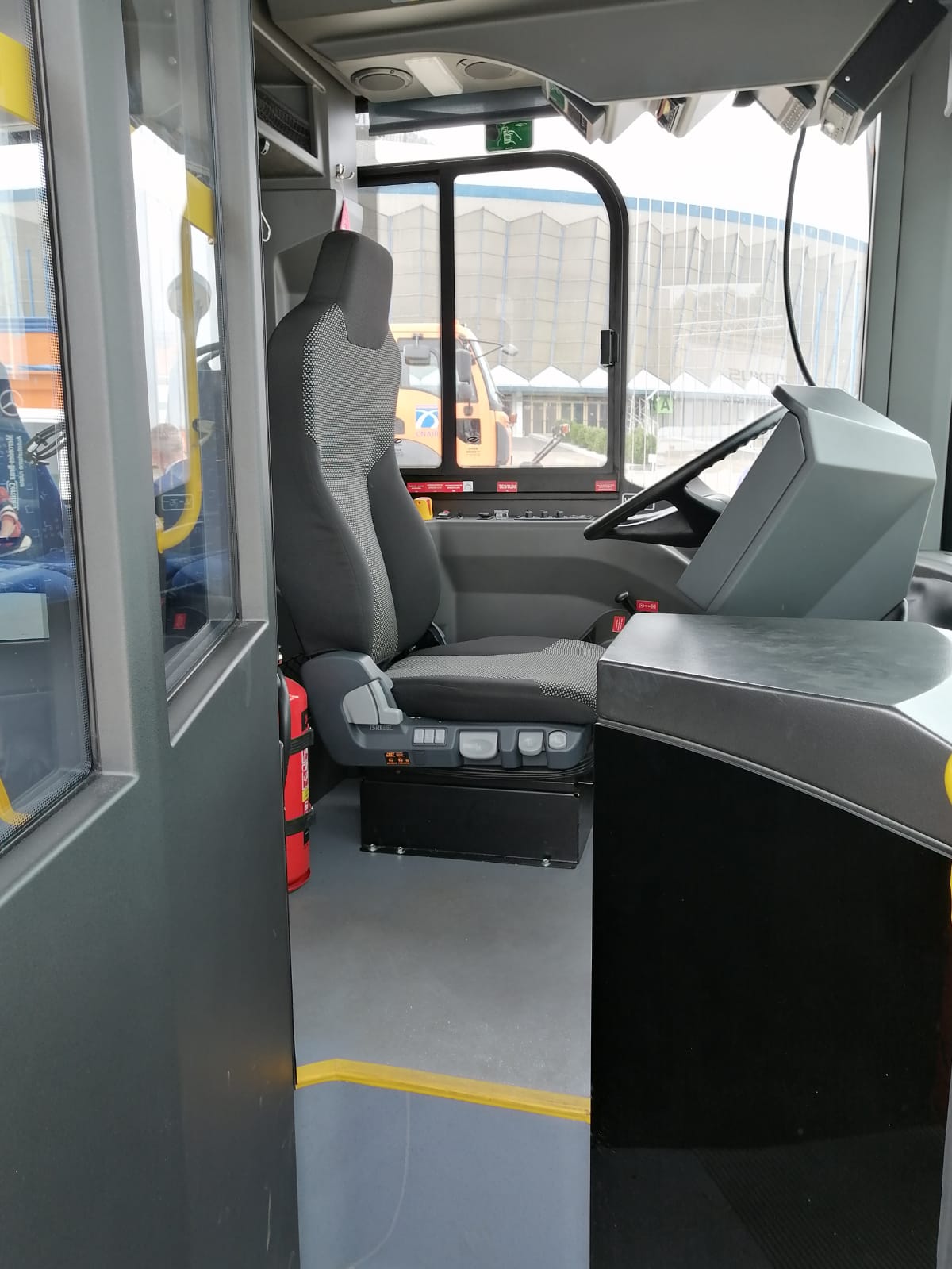 Locuitorii din Sectorul 4 cer soluții pentru aglomerația de pe traseul Piața Reșița – Piața Unirii