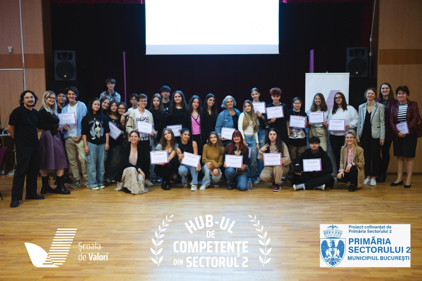Zeci de elevi din patru licee ale Sectorului 2 și-au descoperit competențele cu ajutorul proiectului Hub-ul de Competențe