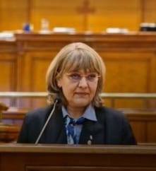 Cabinetele de medicină de familie vor putea primi, la cerere, statut de utilitate publică