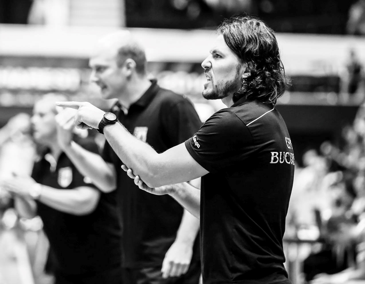 Handbal: Adrian Vasile rămâne la CSM, însă va avea ca obiectiv calificarea în Final4!