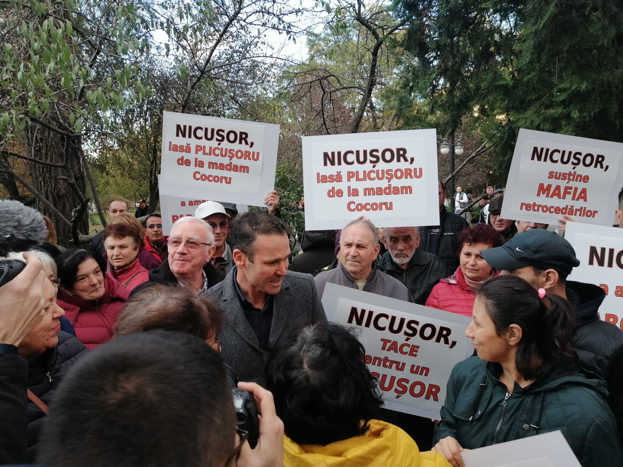 Protest la Primăria Capitalei pentru salvarea Parcului IOR