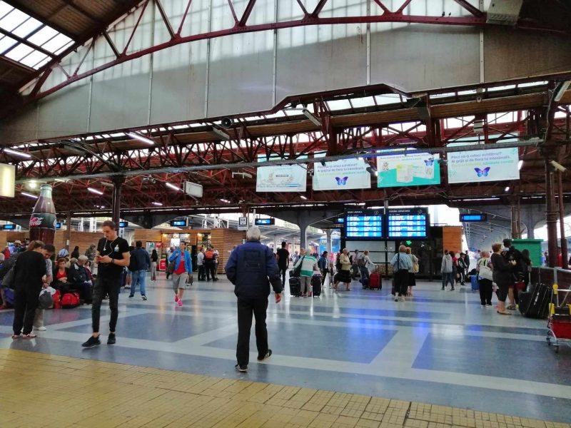 Agresiune sexuală asupra unei minore de 15 ani, într-o gară din București