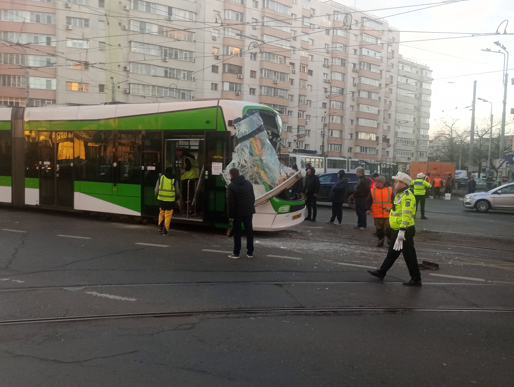 ACCIDENT! Doua tramvaie s-au ciocnit, in Capitala