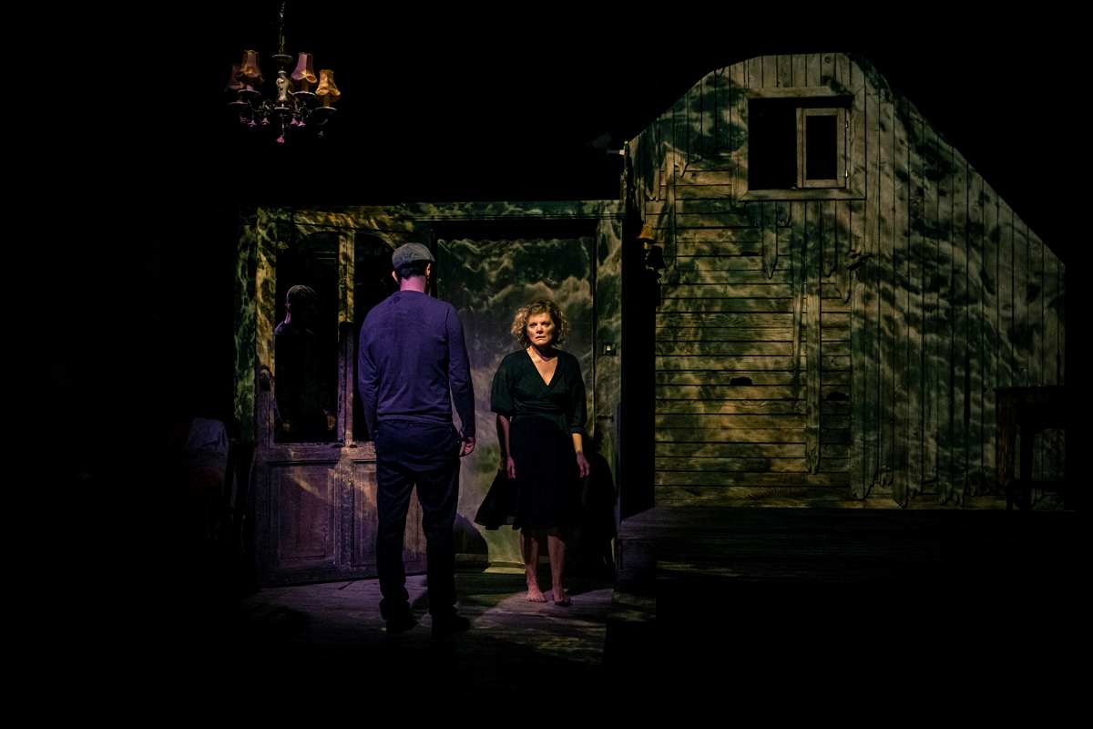 Spectacole de teatru pe care le poți viziona în luna februarie, la ARCUB – Hanul Gabroveni