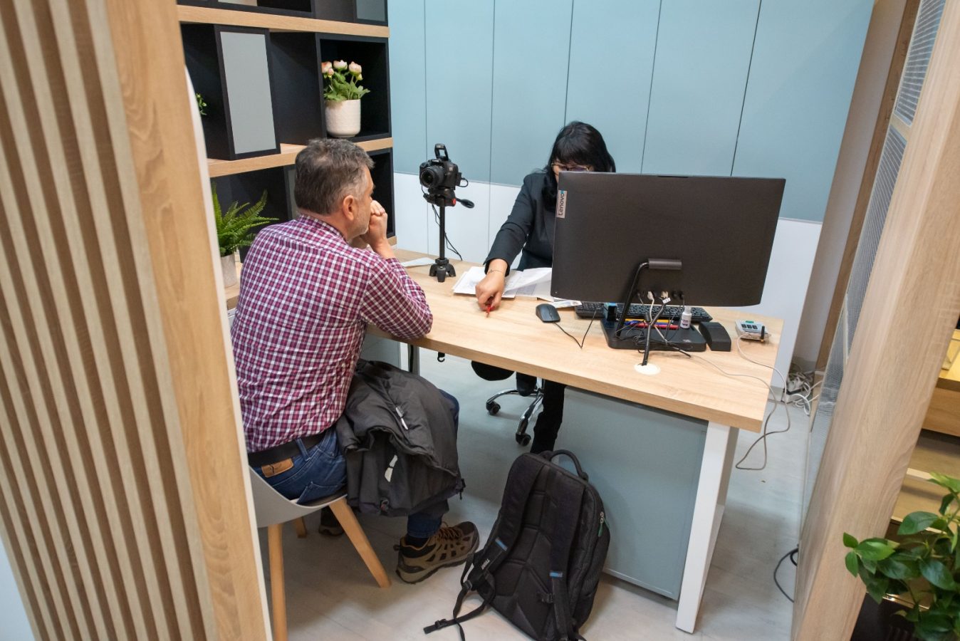 Bucureștenii din Sectorul 6 se pot programa online la Centrul de Evidență a Persoanelor din Calea Giulești