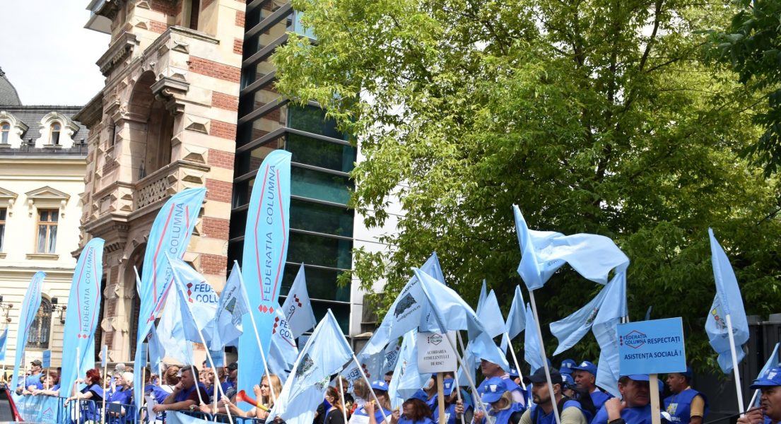 Grevă de avertisment a angajaților din primării