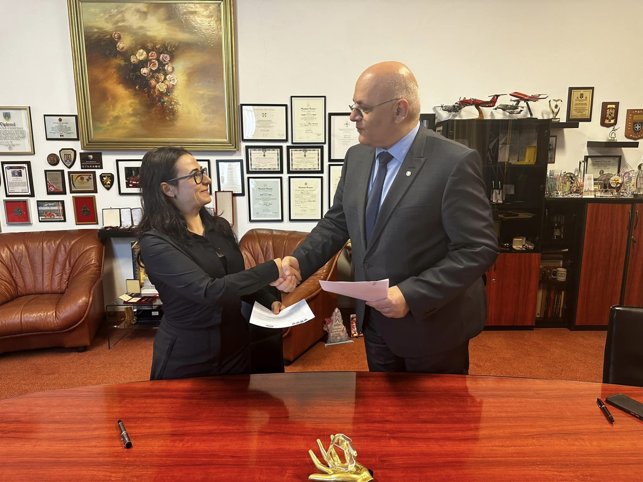 DSU: Protocoale de colaborare cu Asociaţia Nevăzătorilor şi Asociaţia Surzilor pentru activităţi de pregătire în caz de dezastre