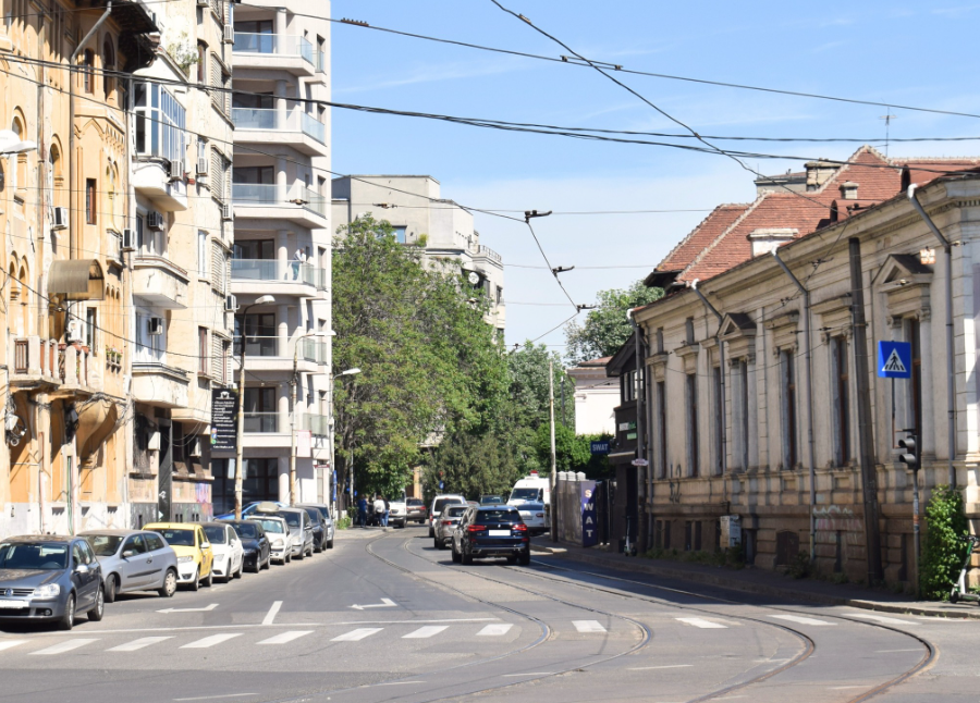 Tramvaiele liniilor 16 şi 17 vor opri, de marţi, în staţia Mântuleasa