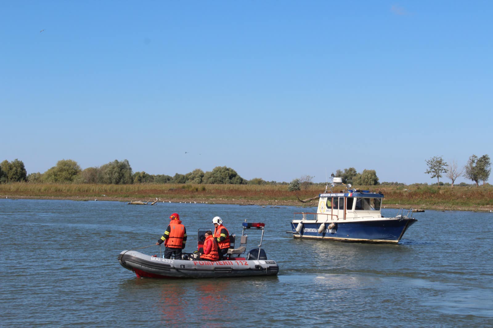 Tulcea: Obiect plutitor pe braţul Chilia al Dunării, asemănător unei mine marine