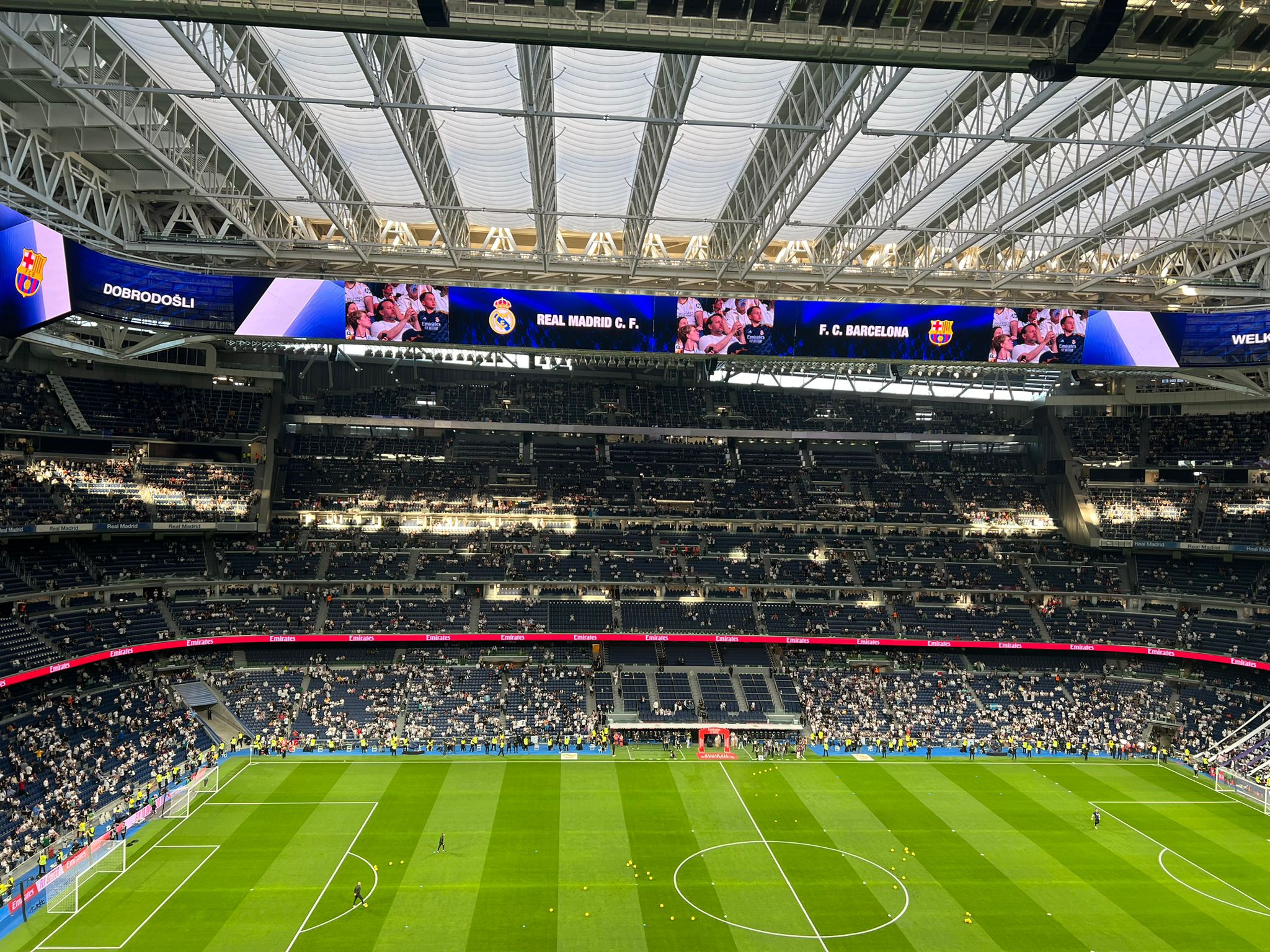 Experiența unui „El-Clasico” pe „stadionul american” din Europa