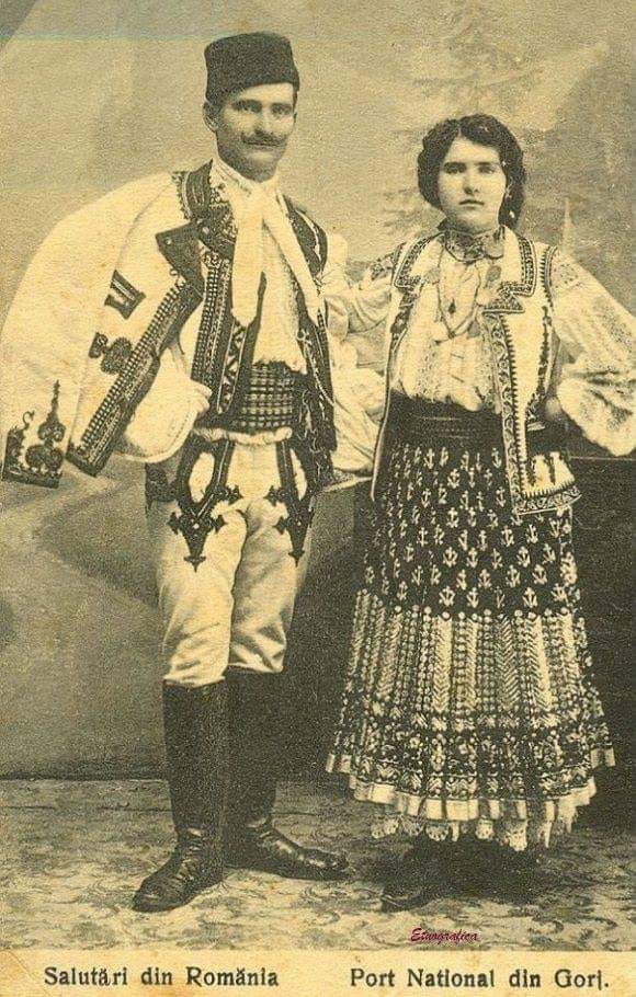 Ziua Naţională a Portului Tradiţional din România