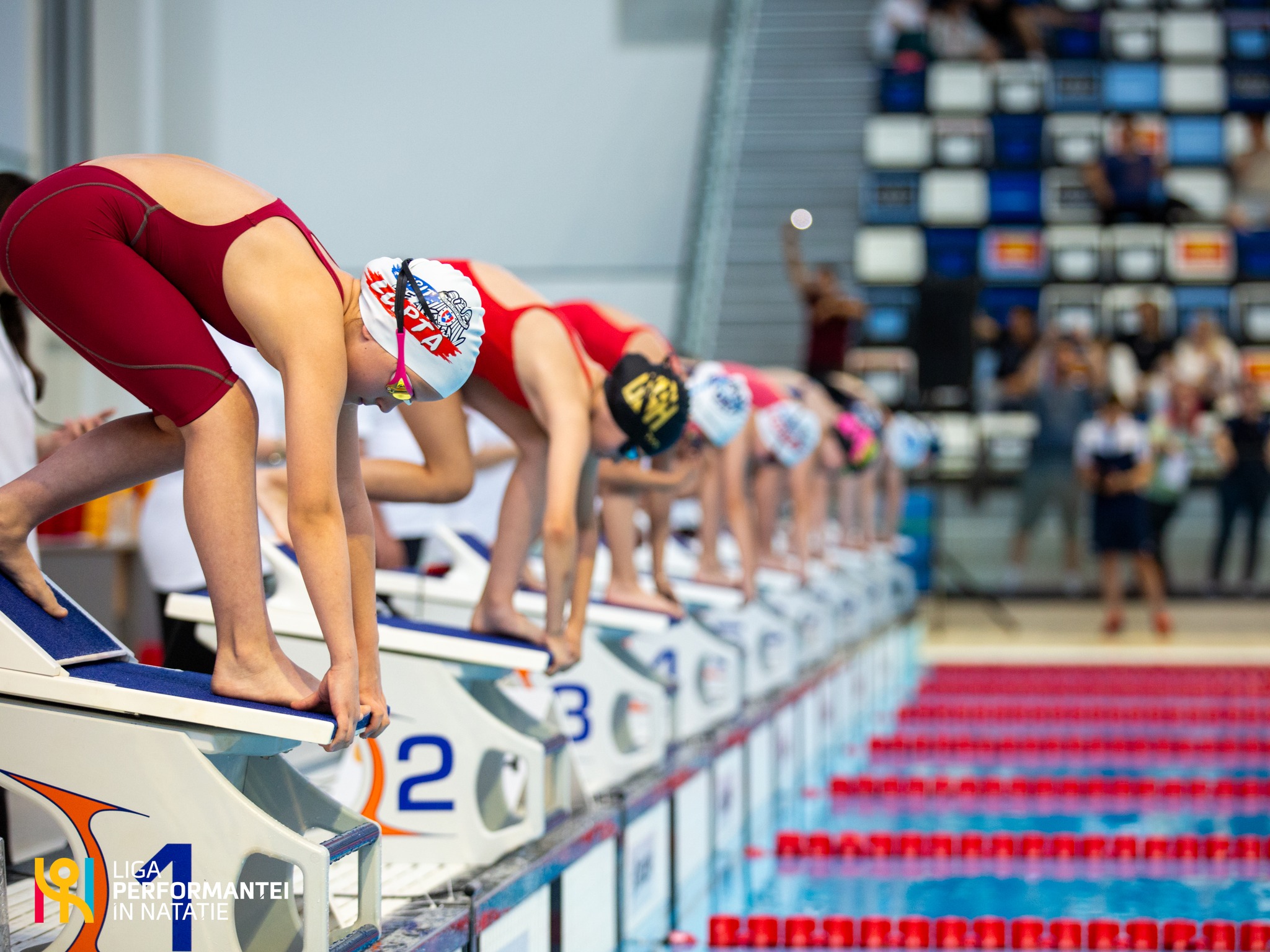 Memorialul Aurel Vasile 2024: Oameni de toate vârstele au înotat timp de două zile la Otopeni pe ritmul muzicii și într-o atmosferă de sărbătoare