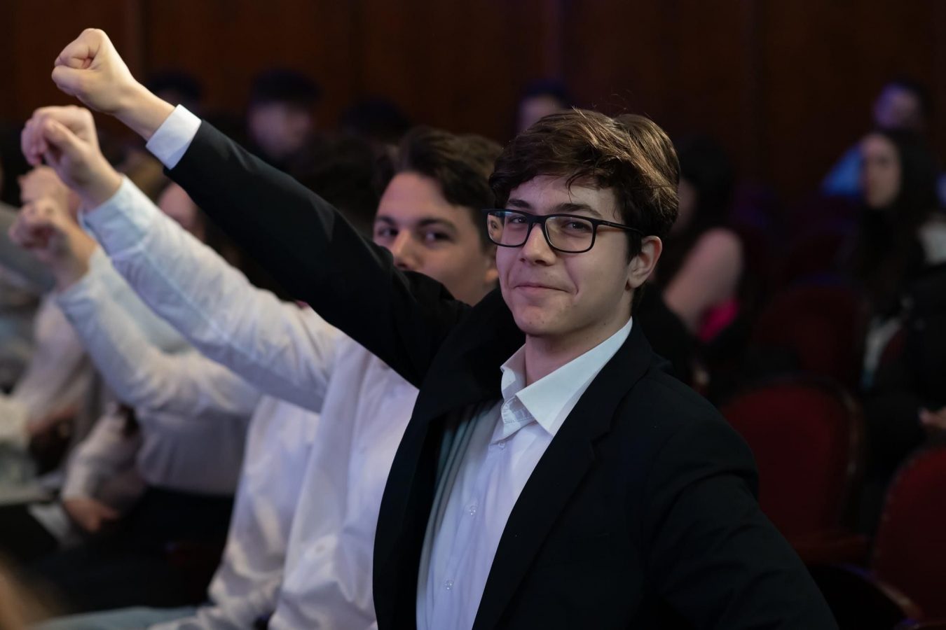 Peste 400 de liceeni se confrunta în finala competiției „Maratonul pentru Educație Antreprenorială”