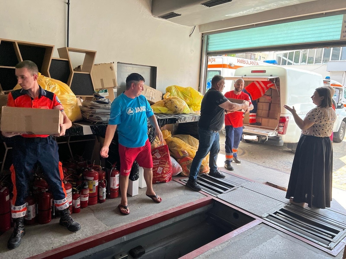 15.000 de sticle de apă pentru bucureșteni!