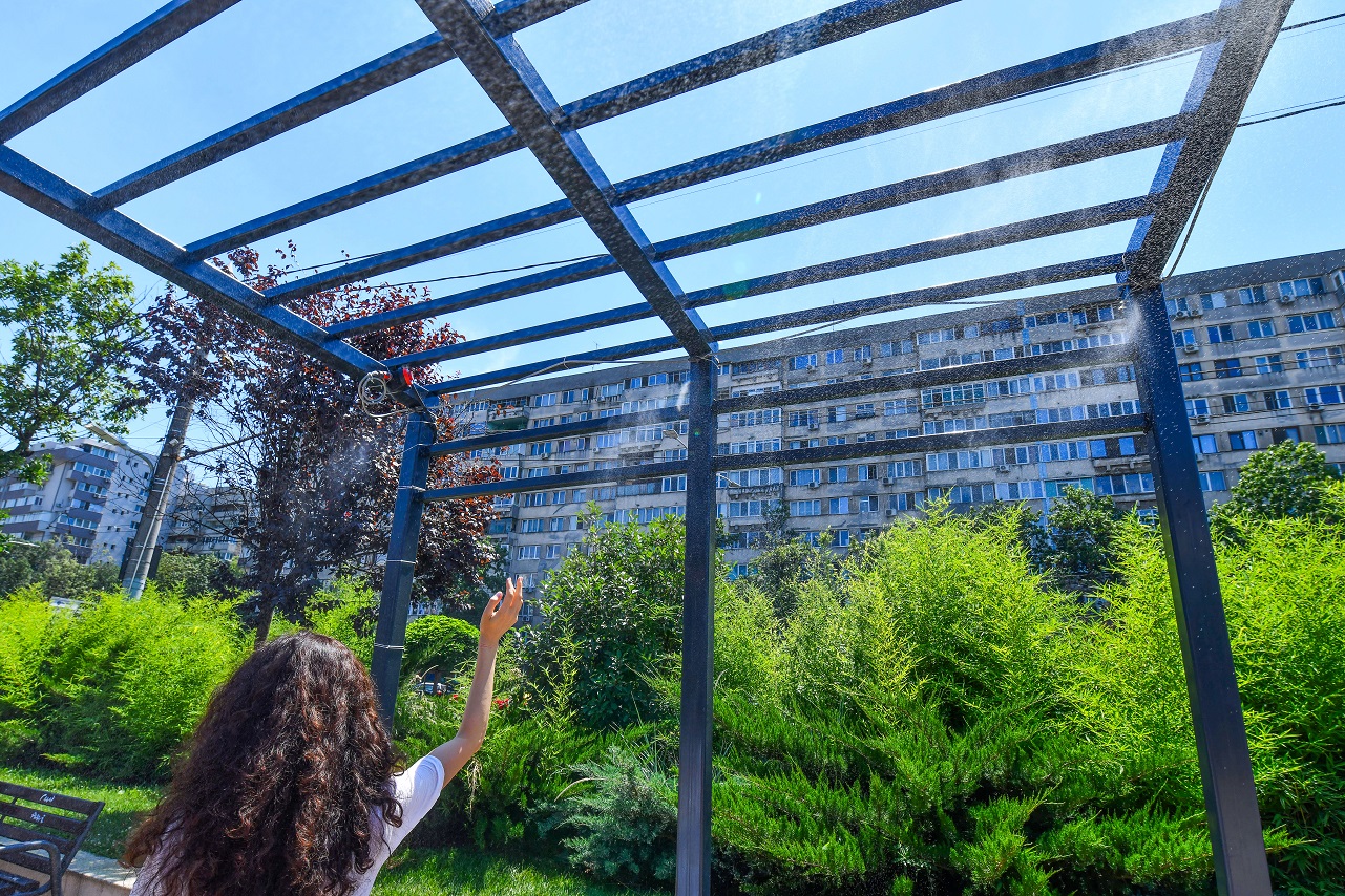 Primul duș stradal din sectorul 6!