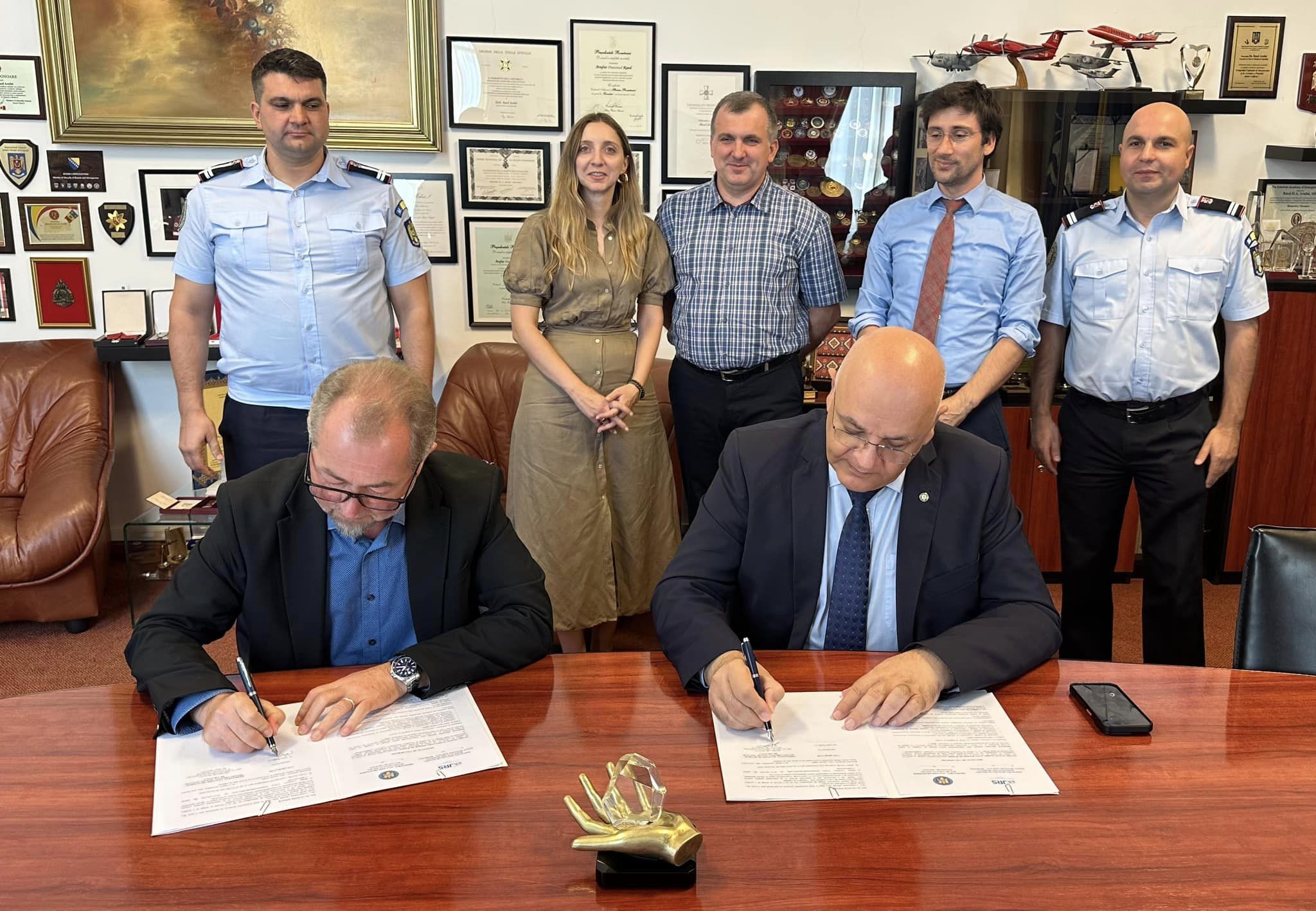 Protocol de colaborare între Departamentul pentru Situații de Urgență și Asociația Serviciul Iezuiților pentru Refugiați din România