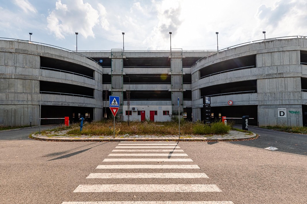 Parcarea supraterană de la Arena Naţională va fi refăcută