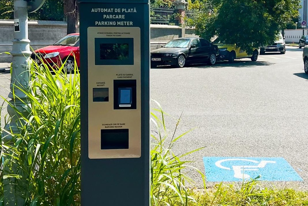 Peste 2.300 de locuri noi de parcare au fost marcate în zona Cotroceni