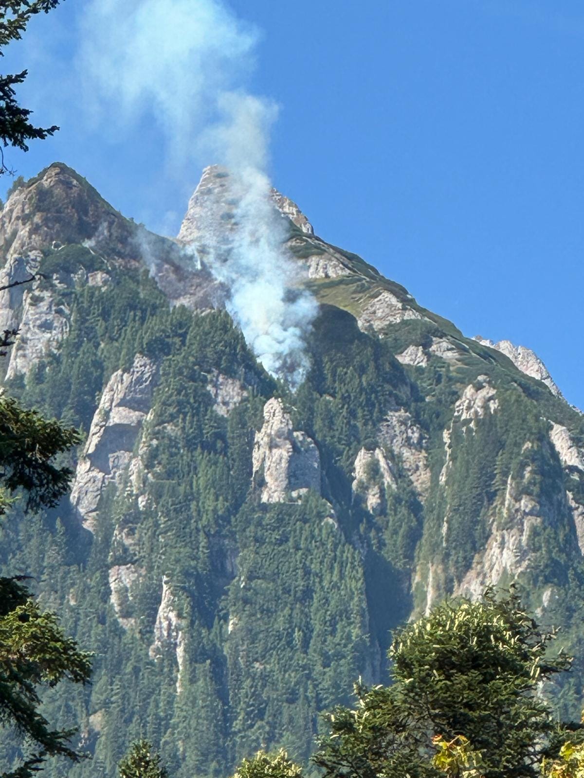 Salvamontiștii au intervenit în ultimele 24 de ore pentru salvarea a 41 de persoane aflate în dificultate pe munte.