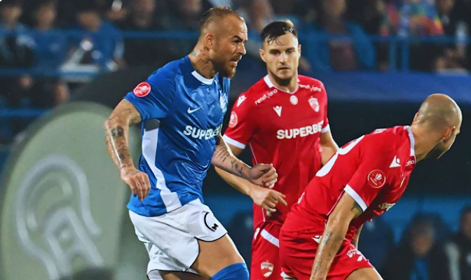 VIDEO: Cu un Cătălin Cîrjan în formă de excepție, dinamoviștii au cedat încă o dată înspre finalul jocului de la Constanța. Farul, la al doilea meci fără victorie pe teren propriu cu ”câinii roșii”