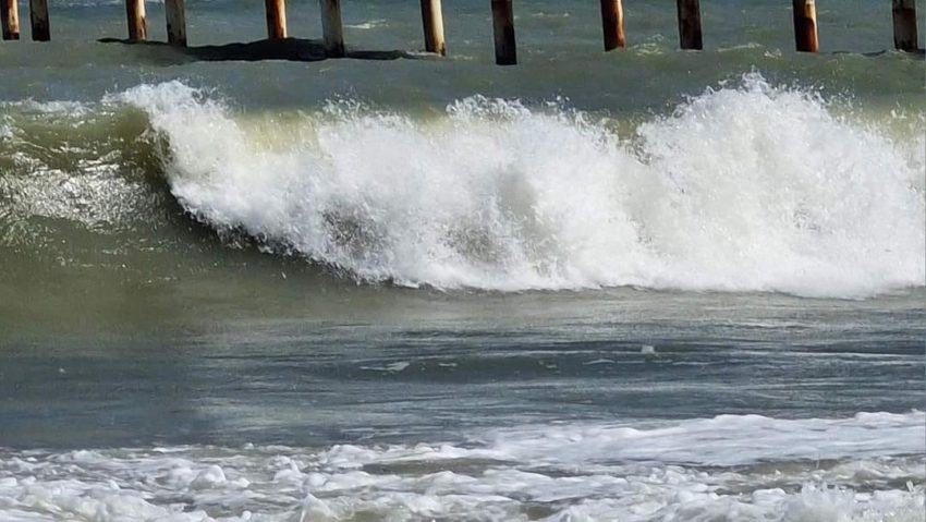 Cod portocaliu de intensificări ale vântului pe Litoral şi în Delta Dunării, Coduri galbene de vânt, în 10 judeţe