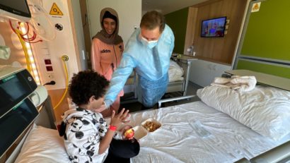 Ministrul Sănătăţii a vizitat doi copii palestinieni refugiaţi din Gaza şi internaţi la Spitalul “Marie Curie”