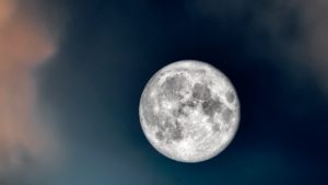 „Luna sângerie” – spectacol celest rar în această noapte!